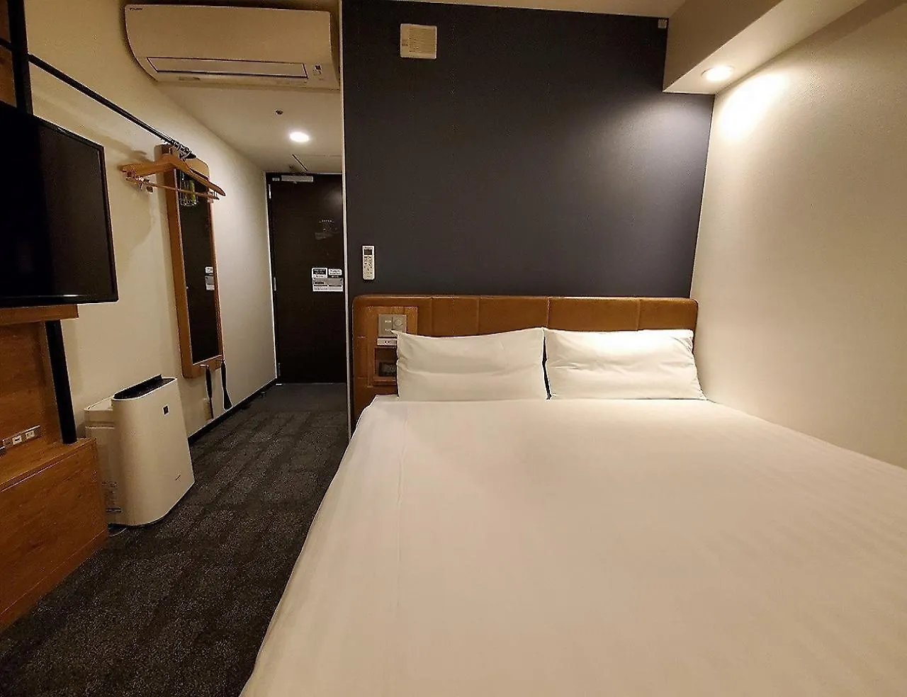 מלון אוסקה Via Inn Shinsaibashi